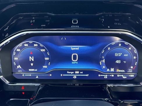 Used 2023 Chevrolet Silverado 1500 RST image 10