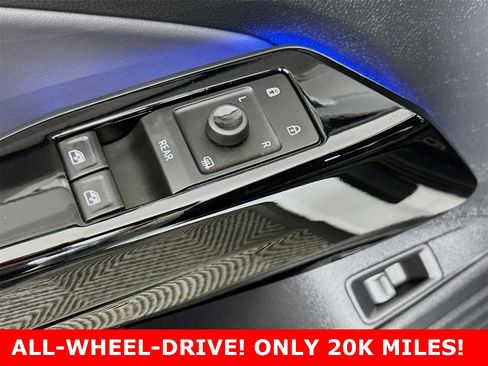 Used 2023 Volkswagen ID.4 Pro S image 30