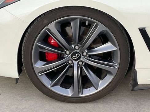Used 2022 INFINITI Q60 Red Sport 400 w/ Proactive Package RWD image 5