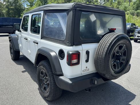 Used 2023 Jeep Wrangler Unlimited Sport AWD/4WD image 7