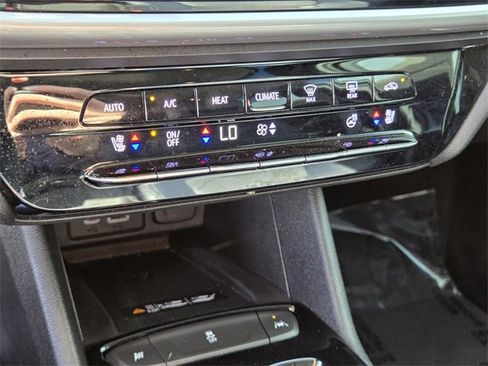 Used 2022 Chevrolet Bolt EUV Premier w/ Sun & Sound Package image 22