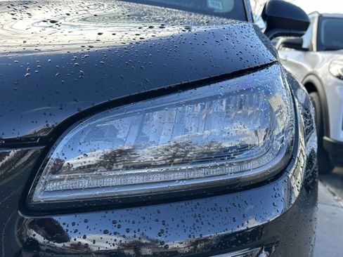 Used 2022 Lincoln Corsair AWD w/ Equipment Group 101A image 8