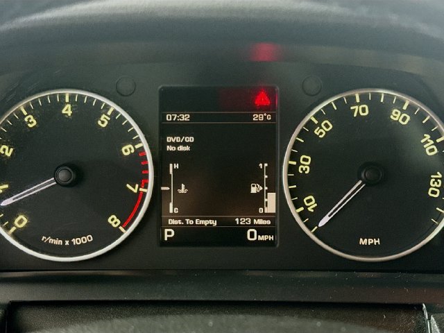 Used 2016 Land Rover LR4 HSE AWD/4WD image 15
