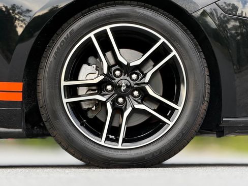 Used 2020 Ford Mustang Premium RWD image 21
