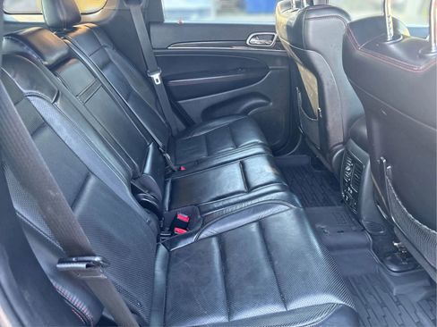 Used 2018 Jeep Grand Cherokee Trailhawk w/ Trailhawk Luxury Group image 39