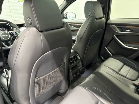 New 2026 Jaguar F-PACE R-Dynamic S image 13