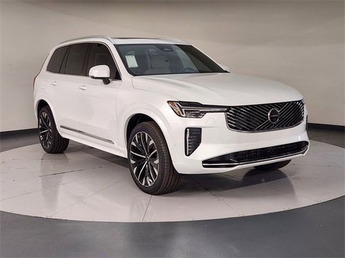 New 2026 Volvo XC90 B6 Plus w/ Protection Package Premier image 7