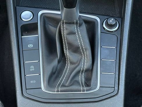 Used 2024 Volkswagen Jetta SE FWD image 26