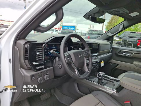 New 2026 Chevrolet Silverado 1500 ZR2 w/ LPO, Dark Essentials Package AWD/4WD image 17