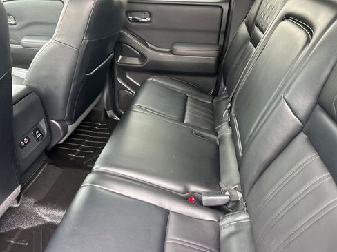 Used 2023 Nissan Frontier Pro-X w/ Pro-X Premium Package image 12