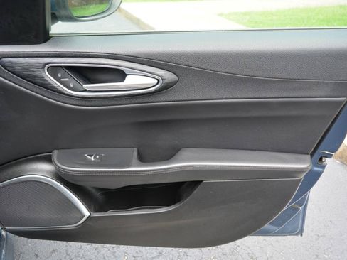 Used 2019 Alfa Romeo Giulia RWD image 16
