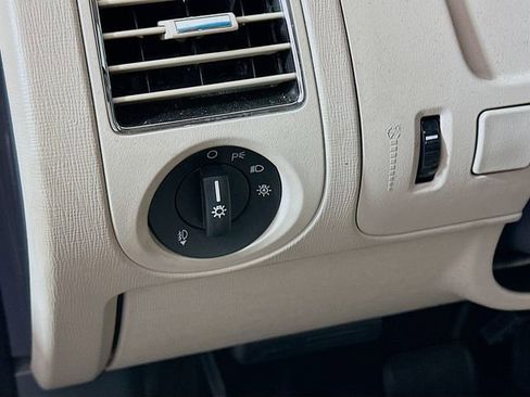 Used 2009 Ford Flex SEL image 10