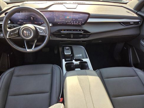 Used 2025 Buick Enclave Preferred FWD image 16