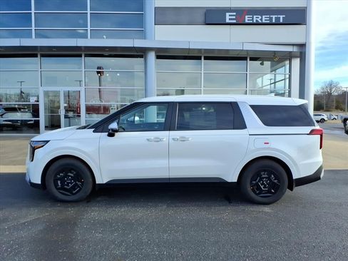 New 2026 Kia Carnival image 4