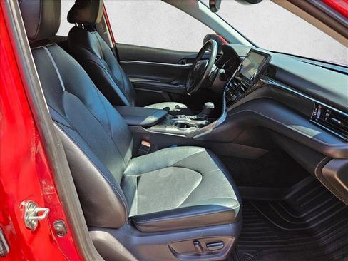 Used 2022 Toyota Camry XSE w/ Carpet Mat Package (TMS) FWD image 18