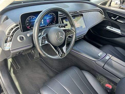 Used 2025 Mercedes-Benz E 350 Sedan w/ Winter Package image 19