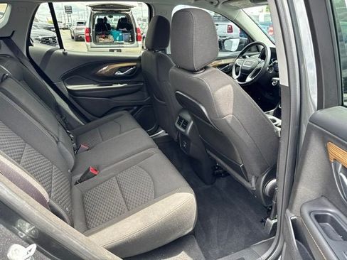 Used 2020 GMC Terrain SLE w/ Driver Convenience Package FWD image 22