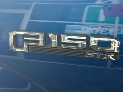 Used 2018 Ford F150 XL w/ Equipment Group 101A Mid AWD/4WD image 10