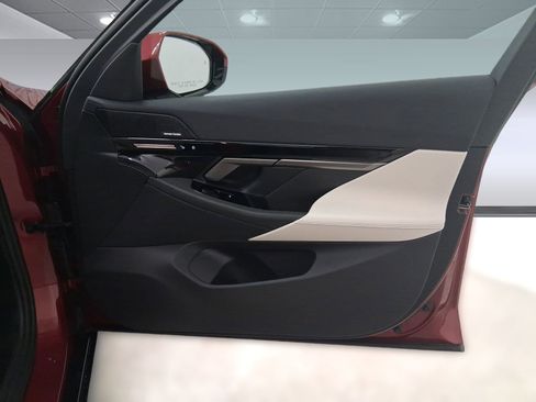 New 2026 BMW 530i xDrive 530i xDrive w/ M Sport Package image 30