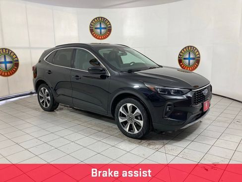 Used 2024 Ford Escape Platinum image 20