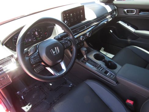 Certified 2025 Honda Civic Sport Touring image 15