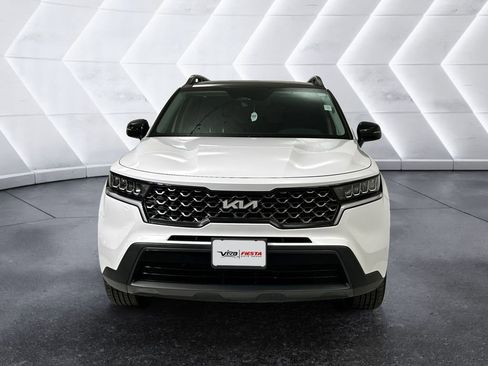 Used 2023 Kia Sorento S w/ Panoramic Sunroof Package AWD/4WD image 2