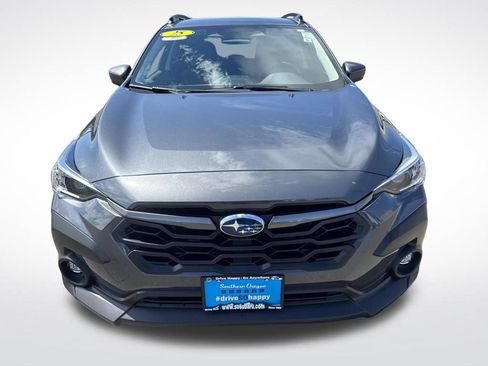 Used 2025 Subaru Crosstrek 2.5i Premium AWD/4WD image 2