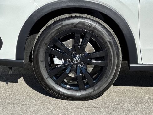 Certified 2026 Honda HR-V Sport image 33
