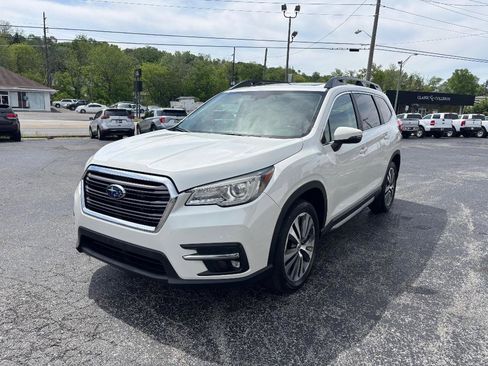 Used 2019 Subaru Ascent Limited w/ Popular Package #3 AWD/4WD image 2