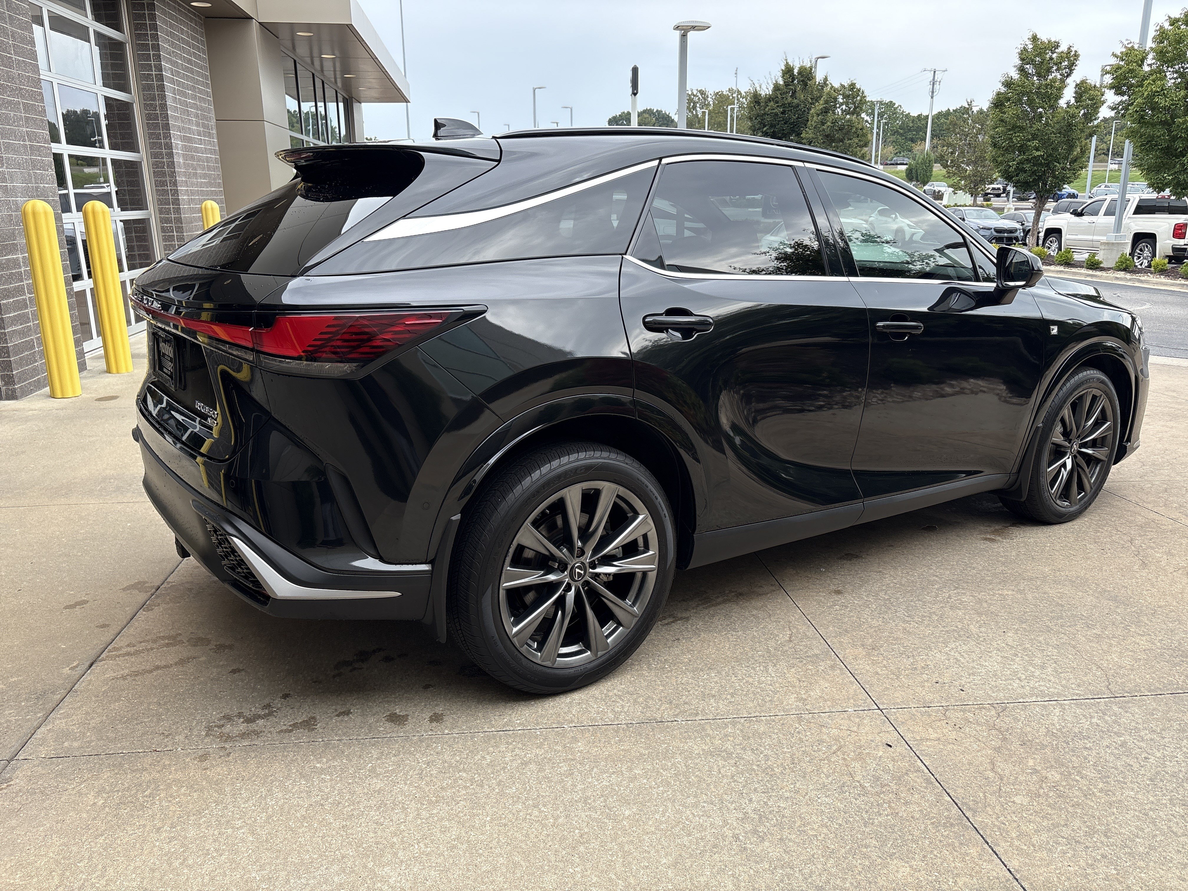 Used 2024 Lexus RX 350 F Sport w/ Convenience Package AWD/4WD image 32