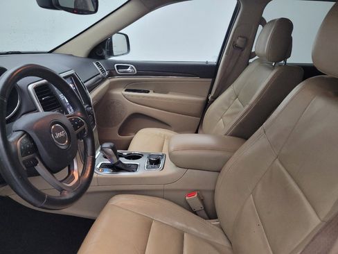 Used 2018 Jeep Grand Cherokee Limited image 17