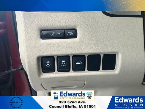 Used 2018 Nissan Murano SL w/ Moonroof Package AWD/4WD image 26