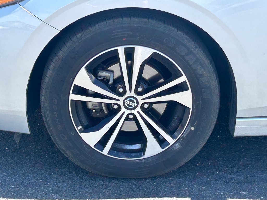 Used 2023 Nissan Sentra SV FWD image 13