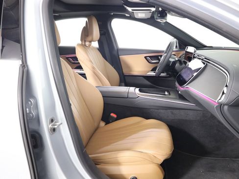 Used 2026 Mercedes-Benz E 350 4MATIC Sedan image 46