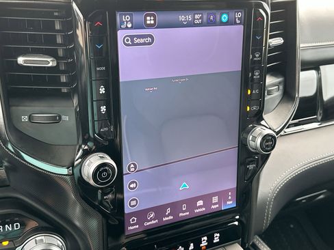 Used 2025 RAM 1500 Limited image 13