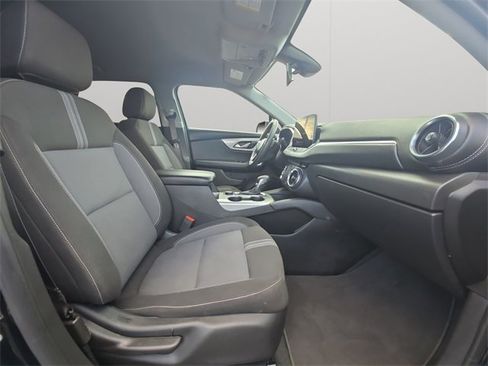 Used 2025 Chevrolet Blazer LT image 14