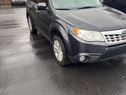 Used 2012 Subaru Forester 2.5X Limited image 2