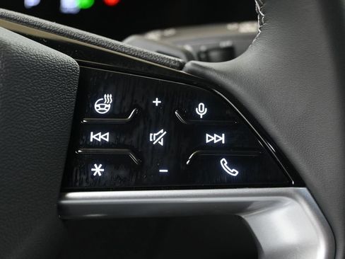 Used 2025 Audi Q5 Premium w/ Convenience Package image 27