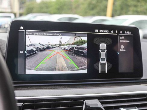 Certified 2023 BMW 530e w/ M Sport Package image 23