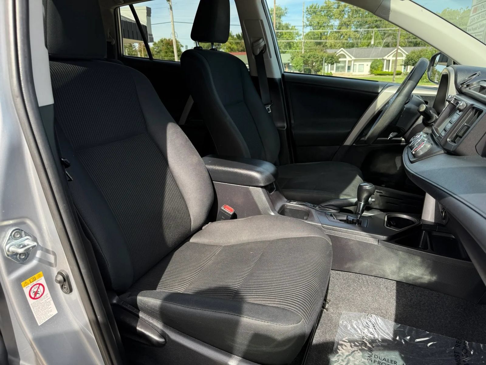 Used 2017 Toyota RAV4 LE w/ All Weather Liner Package AWD/4WD image 16