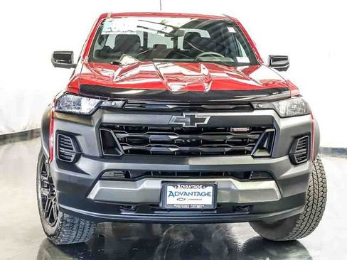 Certified 2024 Chevrolet Colorado Trail Boss w/ Technology Package AWD/4WD image 7