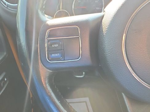 Used 2012 Jeep Wrangler Unlimited Sahara w/ Dual Top Group AWD/4WD image 10