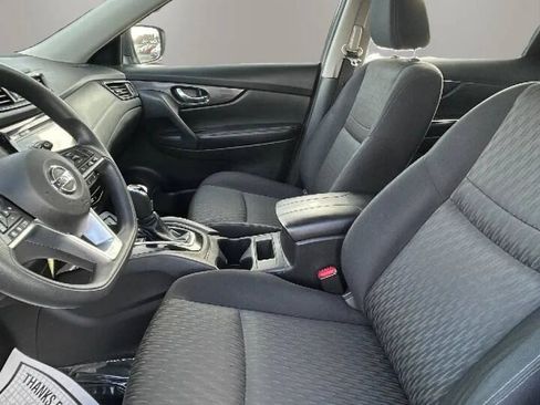 Used 2017 Nissan Rogue S FWD image 9