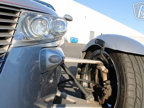 Used 2001 Plymouth Prowler RWD image 27