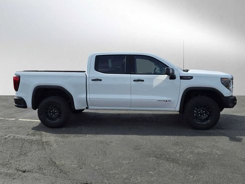 New 2024 GMC Sierra 1500 AT4X w/ AT4X AEV Edition image 8