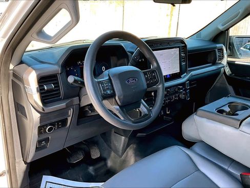 Used 2024 Ford F150 XL RWD image 18
