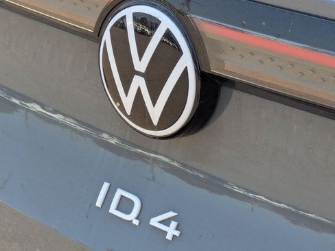 Used 2024 Volkswagen ID.4 2WD image 5