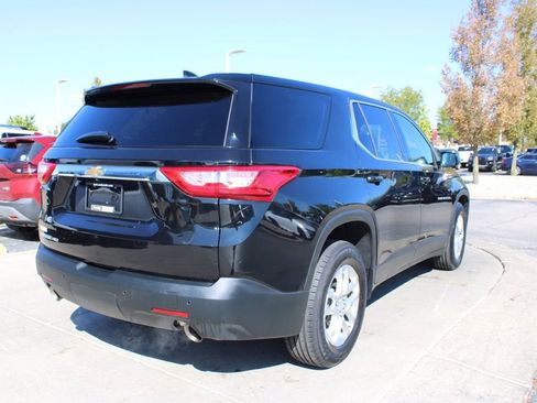 Used 2020 Chevrolet Traverse LS image 7