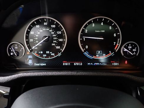 Used 2018 BMW X4 M40i image 31