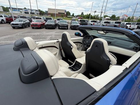 Used 2015 Maserati GranTurismo MC RWD image 19